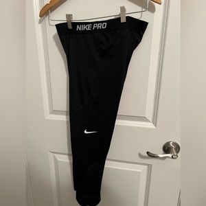 Nike Pro crop leggings